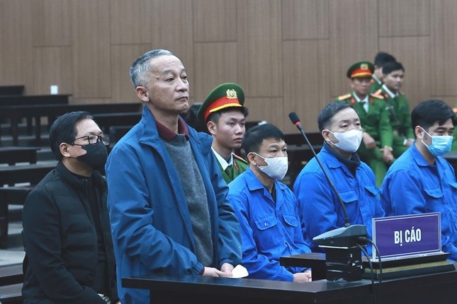 Cuu Bo truong,  Mai Tien Dung,  Nguyen Cao Tri,  Sai Gon Dai Ninh,  Lam Dong,  Phan Thi Hoa,  Tap doan Novaland,  Ta Thi Tuyet Mai anh 1