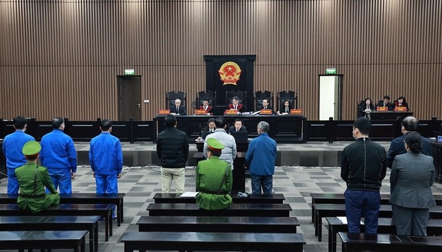 Cuu Bo truong,  Mai Tien Dung,  Nguyen Cao Tri,  Sai Gon Dai Ninh,  Lam Dong,  Phan Thi Hoa,  Tap doan Novaland,  Ta Thi Tuyet Mai anh 3