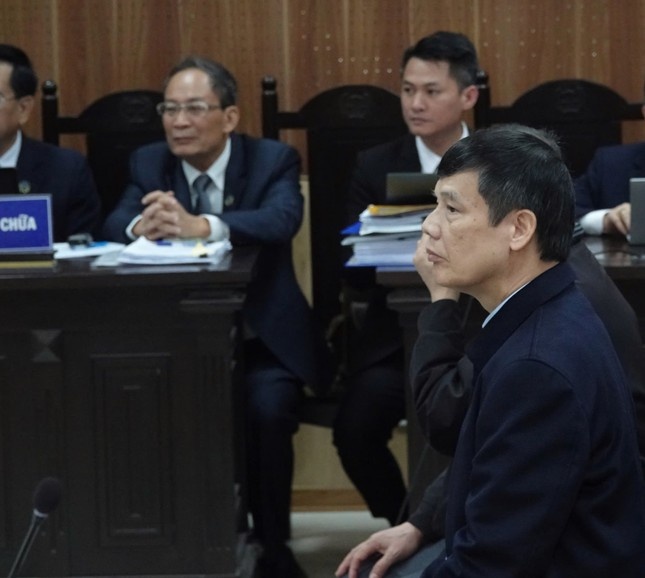 Bi thu Thanh Hoa,  Trinh Van Chien,  Hac Thanh Tower,  Du an Hac Thanh,  Cong ty Song Ma,  Doanh nghiep Song Ma,  Nguyen Dinh Xung,  Cong ty Huy Hoang anh 3