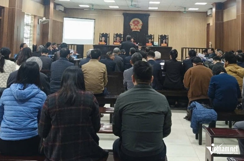 Bi thu Thanh Hoa,  Trinh Van Chien,  Hac Thanh Tower,  Du an Hac Thanh,  Cong ty Song Ma,  Doanh nghiep Song Ma,  Nguyen Dinh Xung,  Cong ty Huy Hoang anh 3