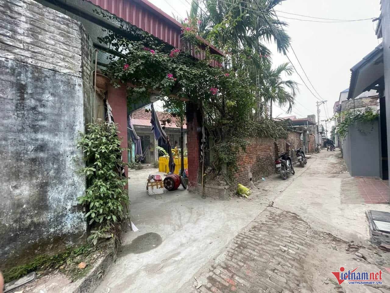 4 nguoi tu vong,  Phu Xuyen anh 1