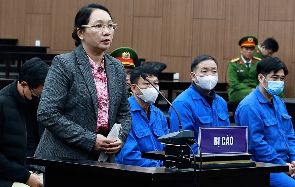 Cuu Bo truong,  Mai Tien Dung,  Nguyen Cao Tri,  Sai Gon Dai Ninh,  Lam Dong,  Phan Thi Hoa,  Tap doan Novaland,  Ta Thi Tuyet Mai anh 6