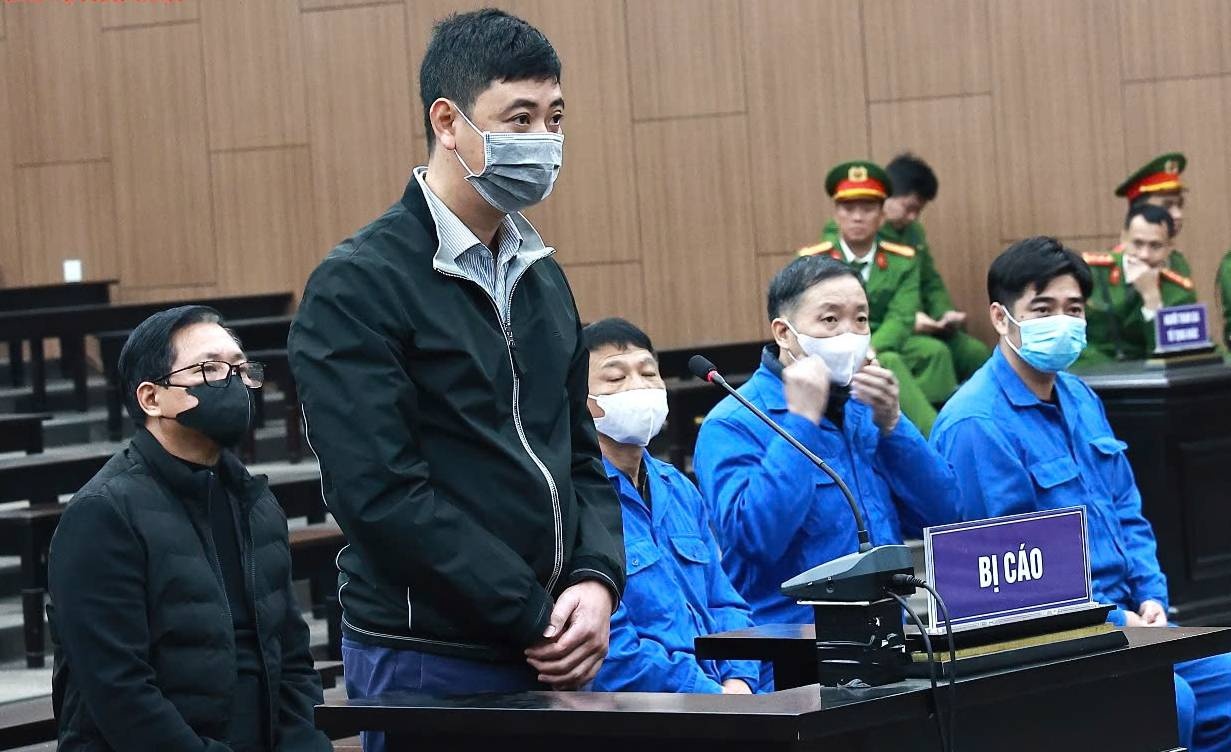 Cuu Bo truong,  Mai Tien Dung,  Nguyen Cao Tri,  Sai Gon Dai Ninh,  Lam Dong,  Phan Thi Hoa,  Tap doan Novaland,  Ta Thi Tuyet Mai anh 7