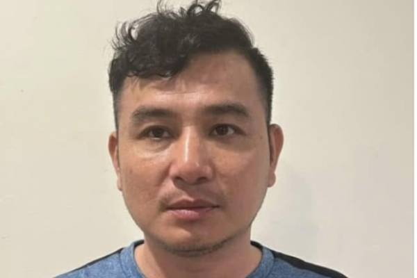 Pha o nhom moi gioi mua ban than tren dia ban Ha Noi hinh anh