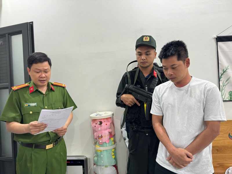 Triet pha duong day ca do bong da voi so tien 1.200 ty dong hinh anh