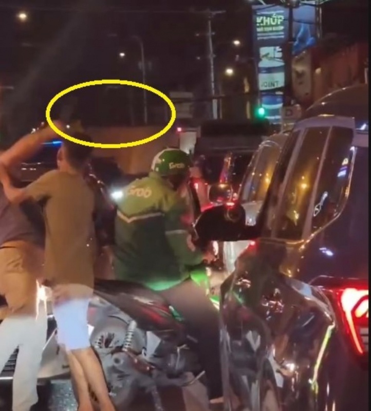 Tan cong tai xe,  Xe om cong nghe anh 3