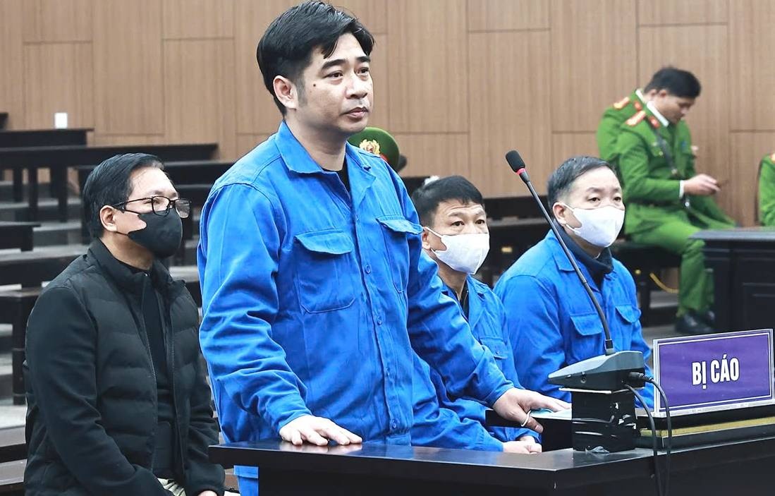 Cuu Bo truong,  Mai Tien Dung,  Nguyen Cao Tri,  Sai Gon Dai Ninh,  Lam Dong,  Phan Thi Hoa,  Tap doan Novaland,  Ta Thi Tuyet Mai anh 10