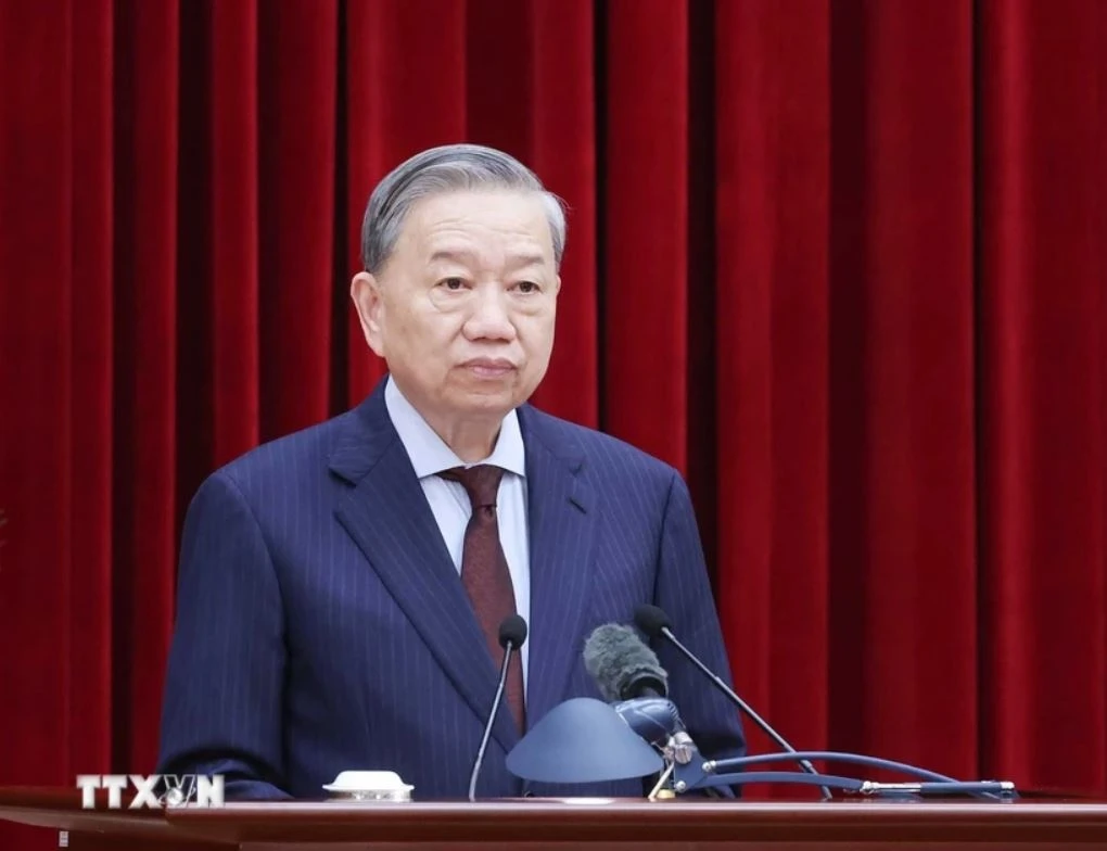 Hoi nghi Trung uong XIII anh 1