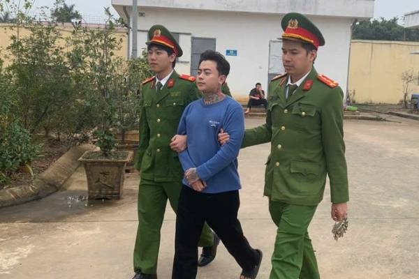 Khoi to TikToker 'Nam Birthday' hinh anh