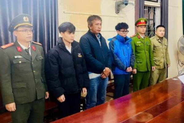 Pha duong day mua ban gan 56 trieu thong tin du lieu ca nhan hinh anh