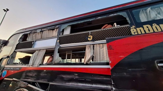 Ket xe cao toc 10km anh 2