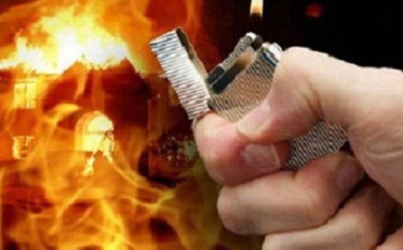 Dieu tra vu con trai o Ca Mau dot nha lam me ruot bong nang hinh anh