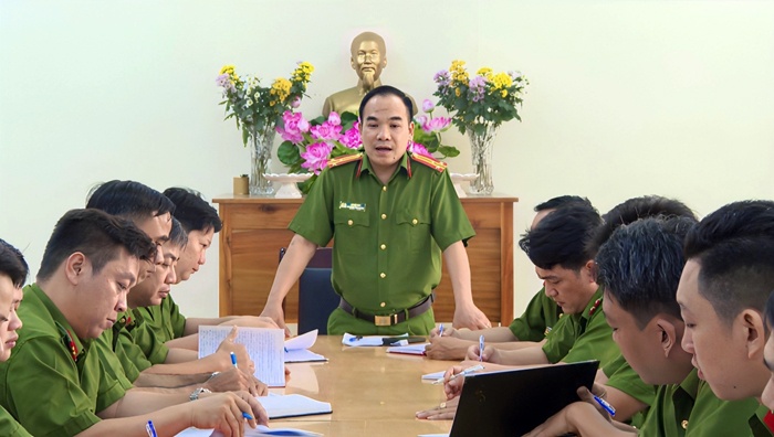 Mua ban vu khi,  Chung cu Ky Nguyen,  The Era Town anh 1