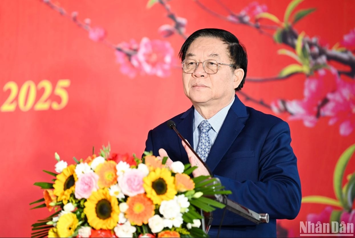 Nguyen Trong Nghia Tuyen giao anh 2