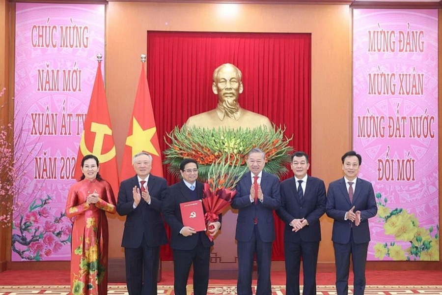 Chi tiet nhan su Bo Chinh tri chi dinh cho 4 dang bo thuoc Trung uong hinh anh