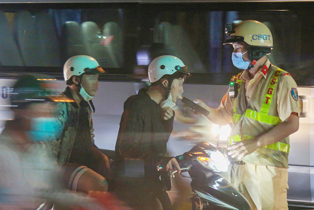 9 ngay nghi Tet, CSGT TP.HCM xu ly hon 4.800 truong hop vi pham hinh anh