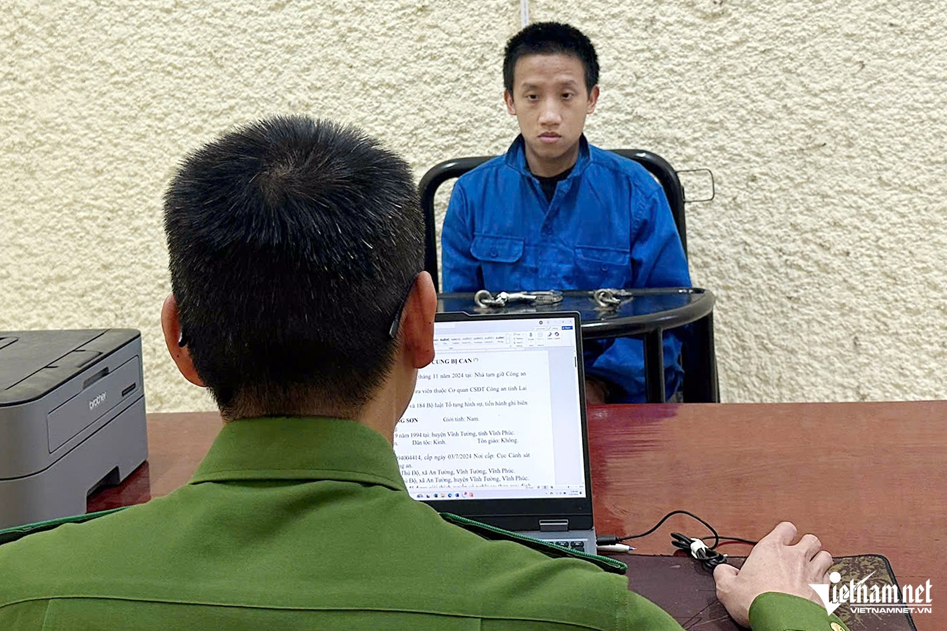 Phu thuy cong nghe,  Nguoi tho cat toc anh 3