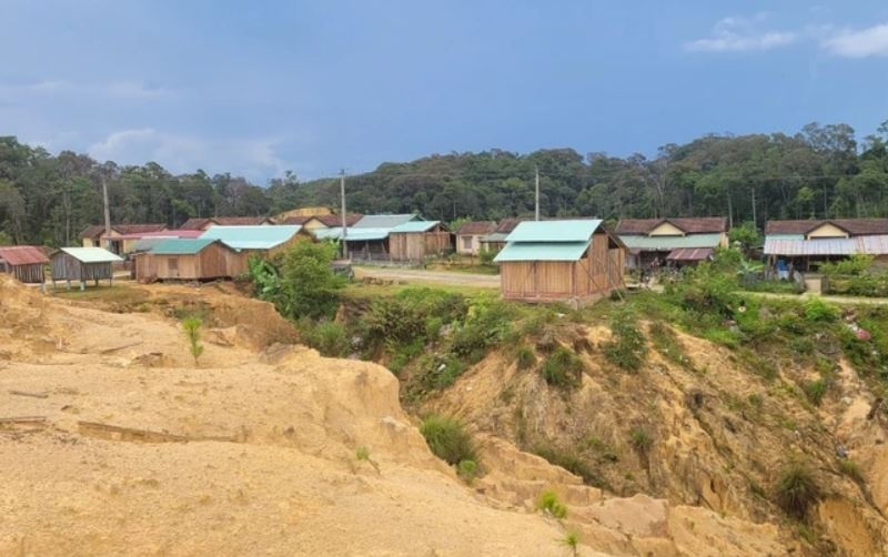 4 tran dong dat lien tiep trong sang nay tai Kon Tum hinh anh