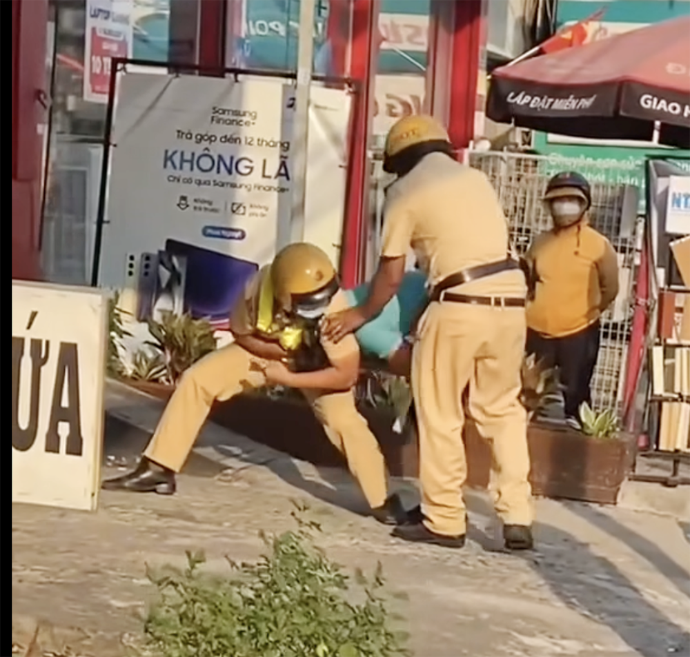 Kep co,  Tai xe,  taxi cong nghe anh 1