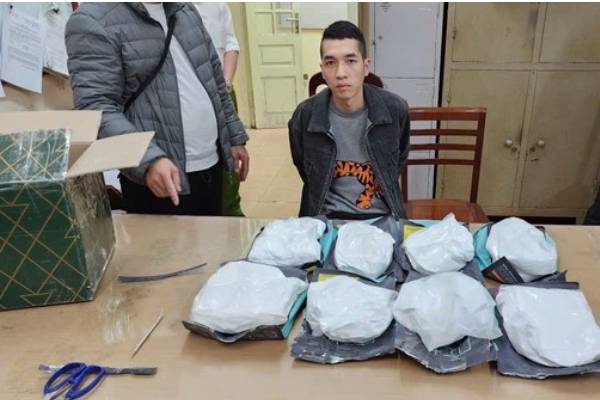 Nhom doi tuong thue phong tro cat giau ma tuy hinh anh