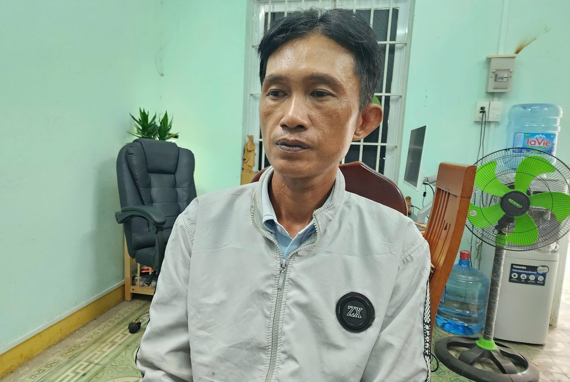 Dung chuyen bi bat coc, lua vo 'ho' de lay tien chuoc hinh anh