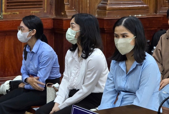 Viet Nam Thuong Tin,  Vietbank,  Ngan hang Vietbank,  Giam doc Vietbank,  Chu tich Vietbank,  Nguyen Hoang Kim Vy,  Tran Nao,  PGD Tran Nao anh 1