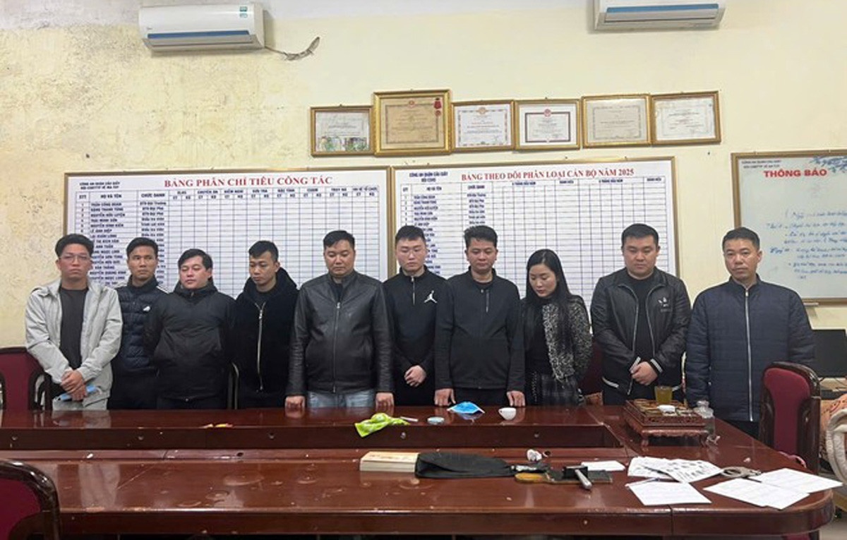 Tien ao CrossFi,  Giao dich tien ao,  Do Huy Hoang,  Hoang Van Quyet anh 1