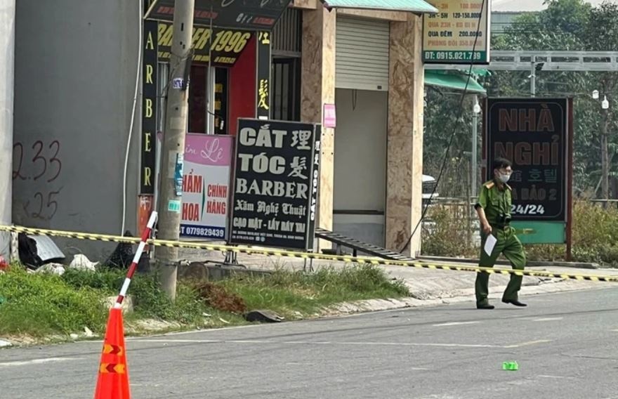 Me om con trai so sinh tu vong trong 3 ngay o Binh Duong hinh anh