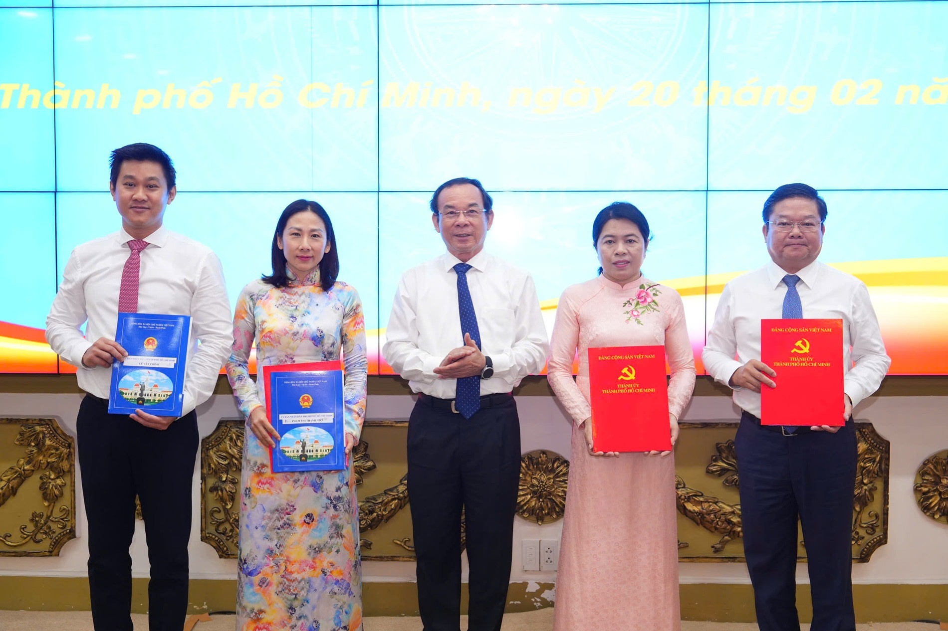 TP.HCM dieu dong nhieu can bo chu chot hinh anh