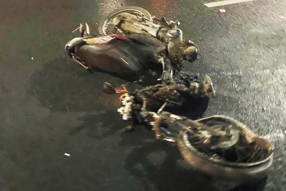 Xe may bien dang, tai xe tu vong sau va cham voi oto hinh anh