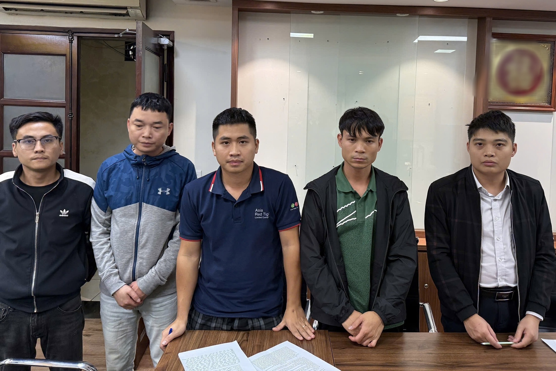 Thoi dat dau gia,  30 ty dong,  Dau gia Thanh Xuan,  Cong ty Thanh Xuan anh 1