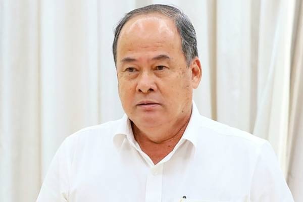 Nhan 300.000 USD tu 'cat tac', cuu Chu tich An Giang sap hau toa hinh anh