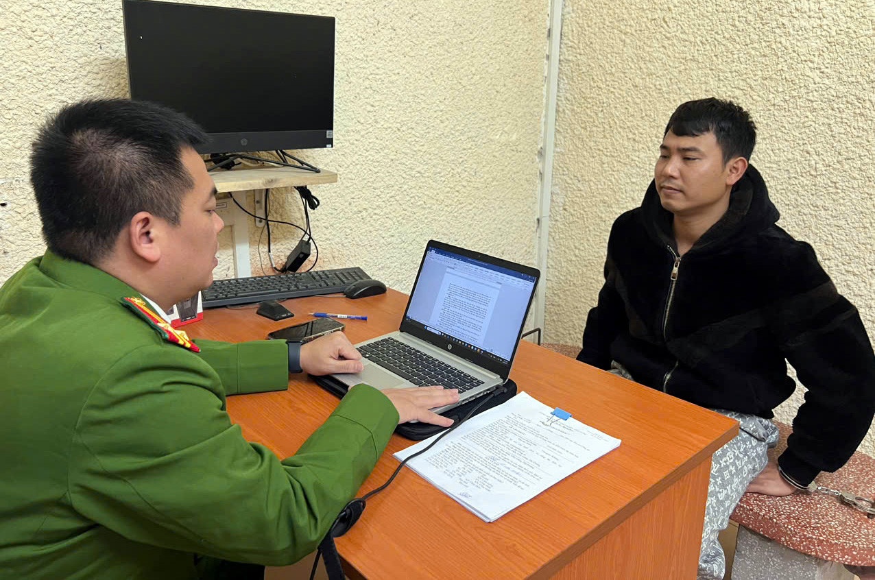 Tat axit phu nu,  Lay 200 trieu anh 1