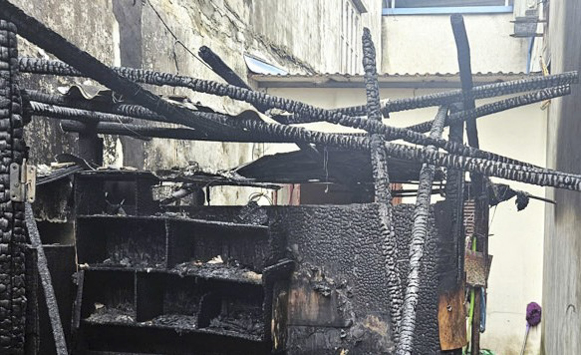 Hoa hoan o Thai Nguyen, phat hien mot thi the duoi gam giuong hinh anh