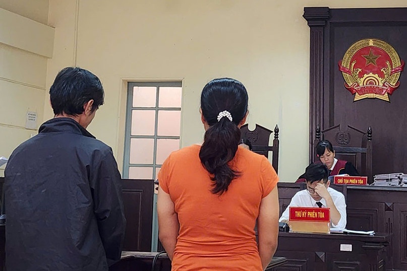 Chu tich Hoi chu thap do quan 1 'thut ket' hang chuc trieu dong hinh anh