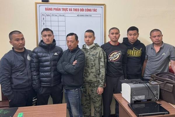 Vu 7 doi tuong 'bao ke' ban dao, quat dip Tet: CQDT dat loat cau hoi hinh anh