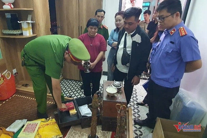 Tu tap thanh tien,  Chiem doat,  Hon 80 ty dong anh 1