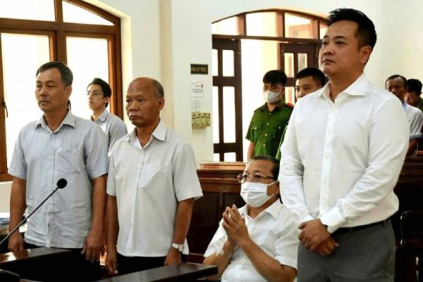 Sai pham tai Cong ty CP dau tu Nhon Trach gay that thoat hon 554 ty hinh anh