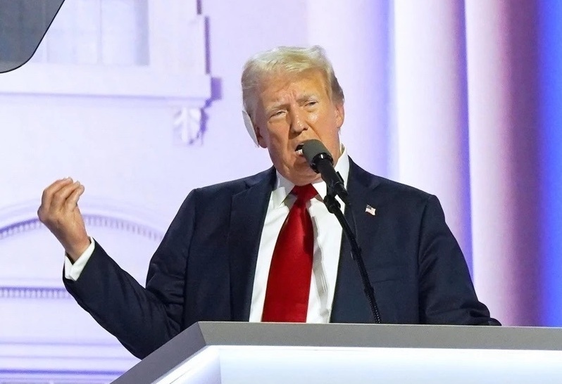 TT Trump de ngo kha nang tiep tuc hoan ap thue doi voi Mexico, Canada hinh anh