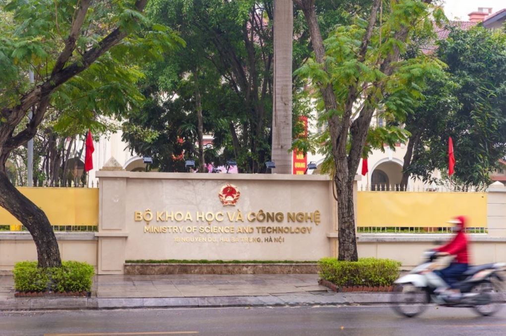 Sau sap nhap, Bo Khoa hoc va Cong nghe co 25 dau moi hinh anh