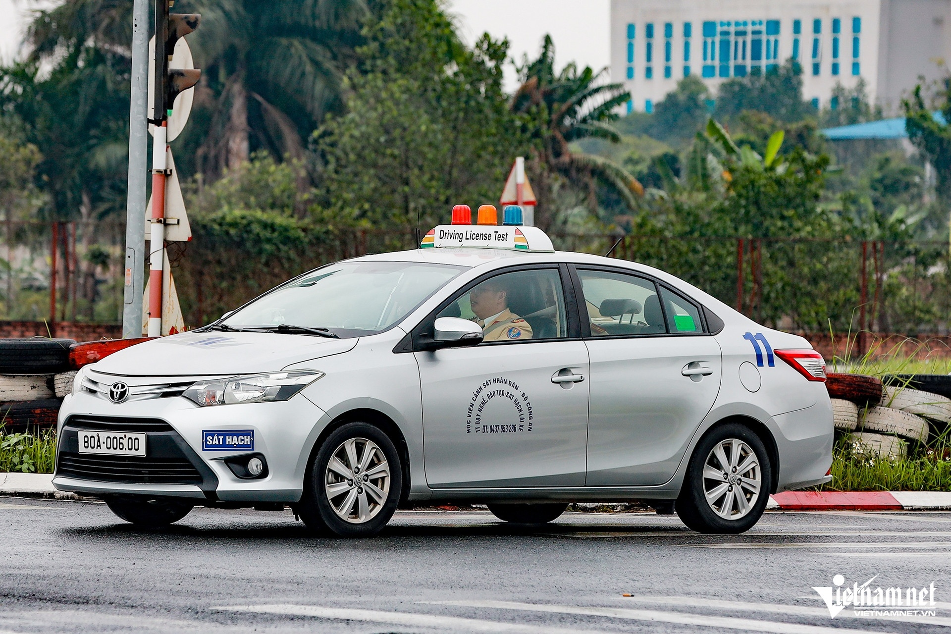 Giay phep xe qua han anh 2