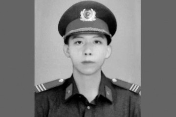 Thang cap bac ham vuot bac cho chien si canh sat hy sinh o Vung Tau hinh anh