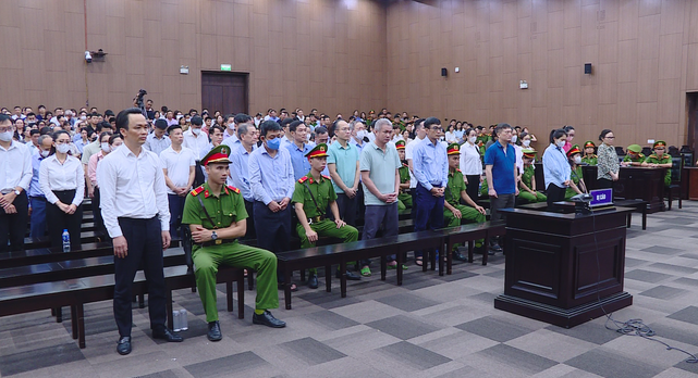 Chu tich FLC,  Trinh Van Quyet,  Cong ty Faros,  Chu tich Faros,  Trinh Thi Minh Hue,  Tri Thi Thuy Nga anh 3