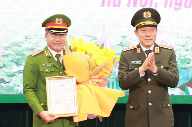 Thieu tuong Nguyen Thanh Tung duoc giao dieu hanh Cong an TP Ha Noi hinh anh