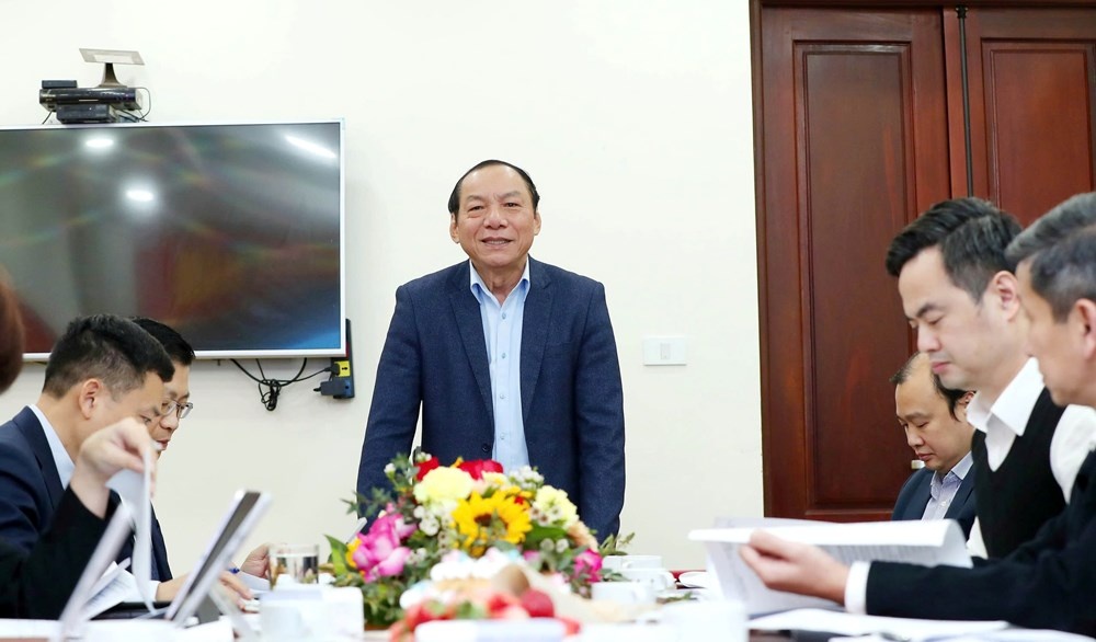 Bo truong Nguyen Van Hung anh 2