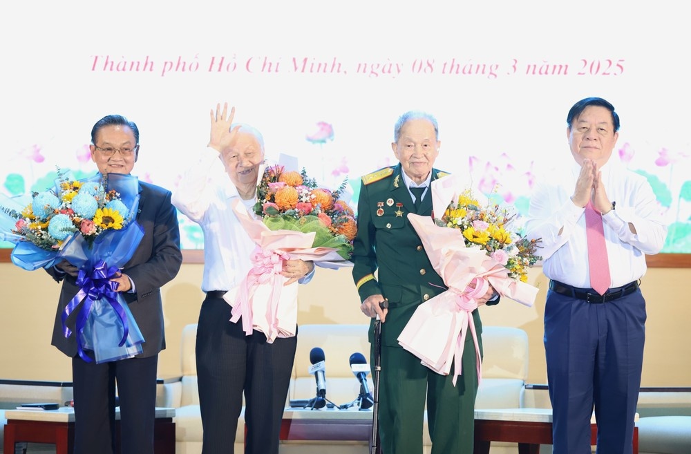 Nguyen Thanh Nghi TP.HCM anh 6