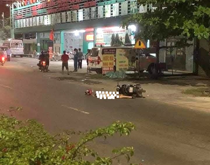 Xe tai can Binh Duong anh 1