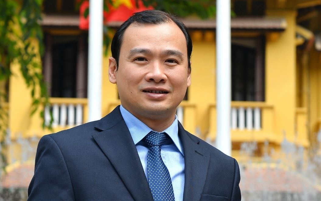 Thu truong Thuong truc Le Hai Binh phu trach bao chi, truyen hinh hinh anh