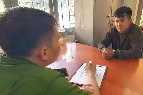 Loi khai cua nam tai xe dam nguoi yeu tu vong vi bi chia tay hinh anh