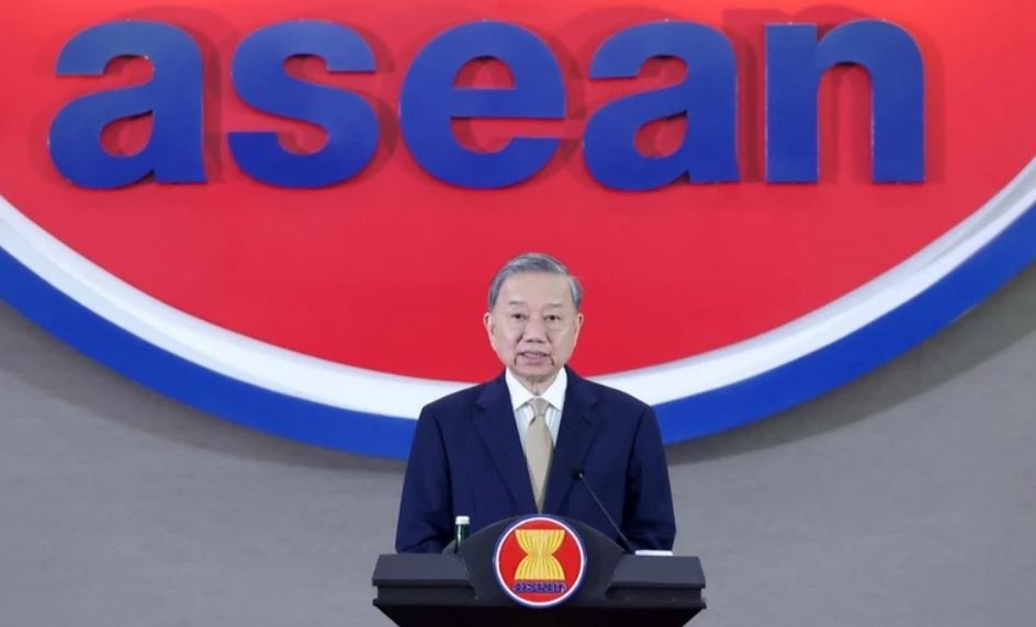 ASEAN la tru cot quan trong trong chinh sach doi ngoai cua Viet Nam hinh anh